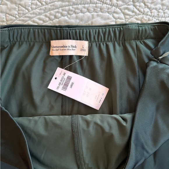 Abercrombie & Fitch Black Mini Skort - Picture 2 of 3